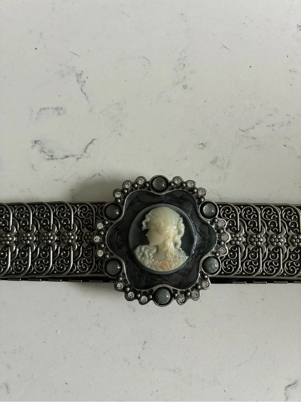 Vintage-Inspired Black Cameo Stretch Belt with Silver Filigree